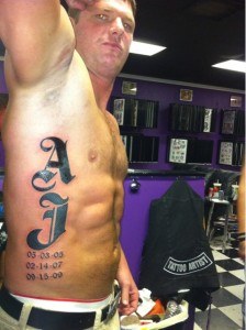 Tattoo helps wrestler remember his own name