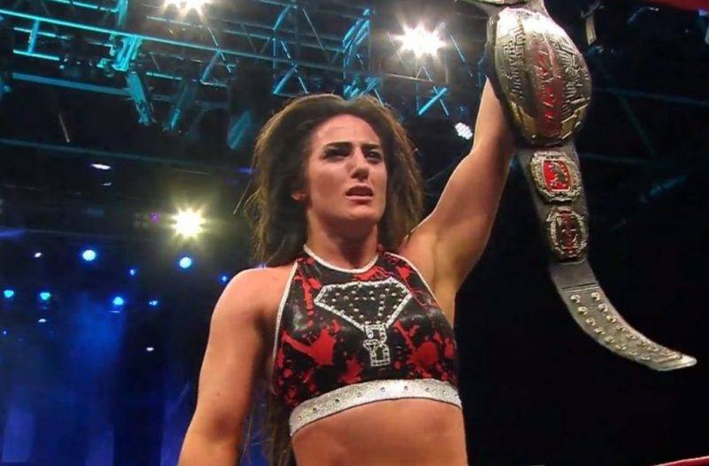 Bayley Wins Women's Championship